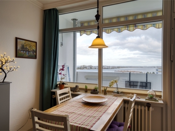 Esstisch mit Ausblick