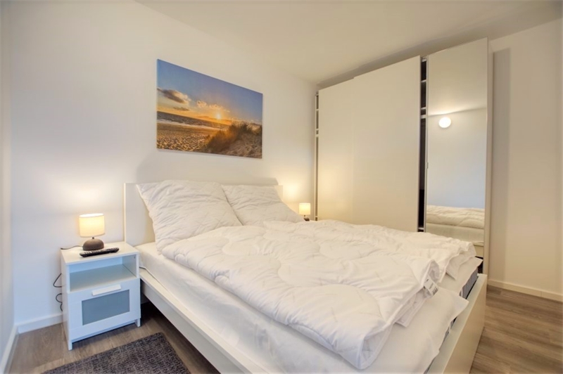 Schlafzimmer mit Doppelbett